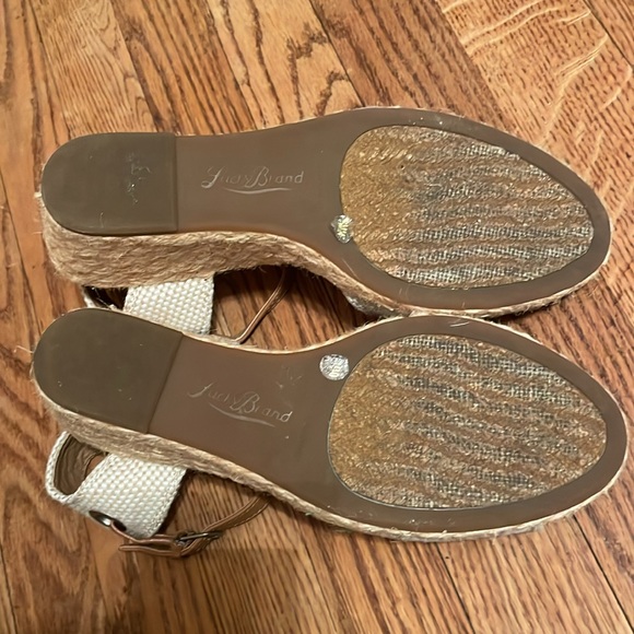 Lucky Brand Kyndra Bohemian Wedge Sandals in Tan w/metallic accents Size 9M/40 - Picture 11 of 16